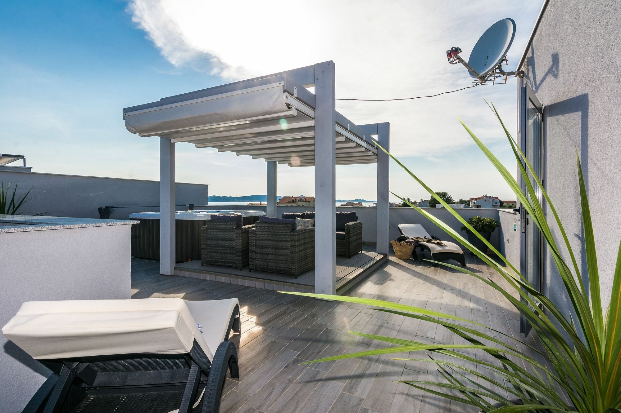 Apartments Sun Resort Nikolina Bibinje Exterior photo